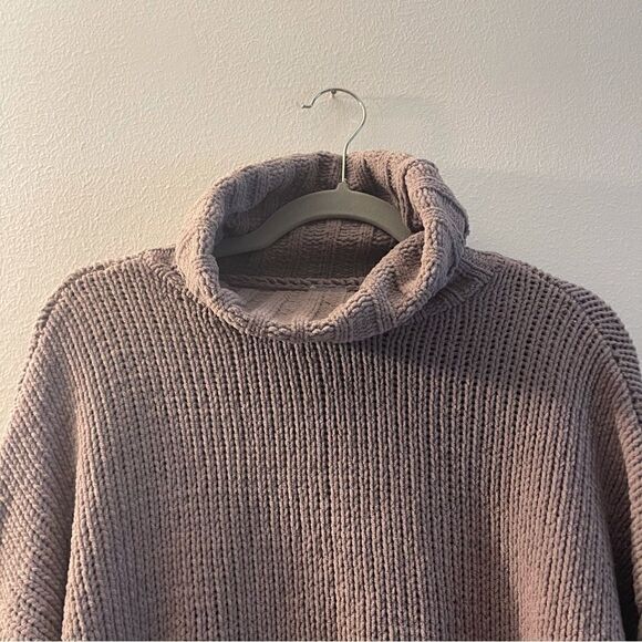 Aerie chunky knit chenille turtleneck sweater size xs - Picture 4 of 8